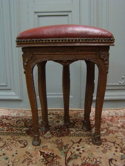 TABOURET 1